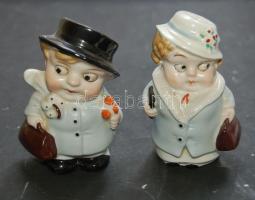 Porcelán figura fűszertartó 2 db / Salt and pepper shaker