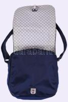 Malév oldaltáska, 26x26 cm