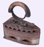 Régi szenes vasaló, 22x24 cm