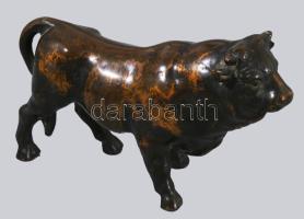 Patinázott bronz bika szobor, 16x10 cm