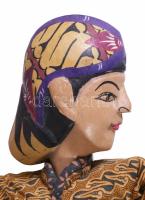 Indonéz fa bábu pár, ki sérüléssel, h: cca 50 cm