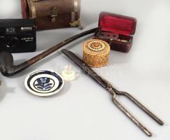 Kis doboznyi vegyes bolha tétel jó darabokkal