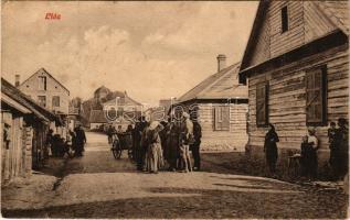 1915 Lida, WWI German military, street view, synagogue in the background (creases)