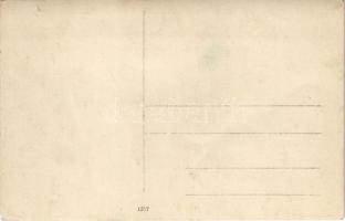 1915 Brest, Brest-Litowsk; Ost-Tor / WWI German military, fortress gate with soldiers in winter. H. ...