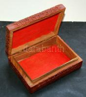 cca 1950 Ízléses faragott fadoboz 17,5x12,5 cm