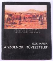 Egri Mária: A szolnoki művésztelep. Bp., 1977, Képzőművészeti Alap, 227+(5) p. Első kiadás. Fekete-fehér és színes képekkel illusztrálva. Kiadói egészvászon-kötés, kiadói papír védőborítóban. Megjelent 6500 példányban.