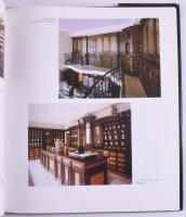 Vida Mária: Patikamúzeumok - műemlékpatikák Magyarországon. Bp., 1996, Semmelweis Orvostörténeti Múz...