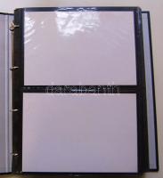 Bankjegytartó album-fekete tartófóliára kétoldalról felhegesztett bankjegytartókkal,gyűrűs technika.20 oldal összesen 80 hely.