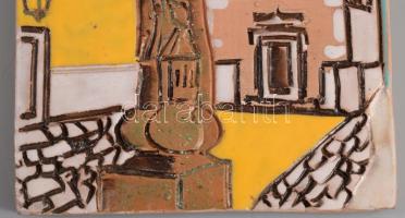 HÉ jelzéssel: Székesfehérvár. Mázas kerámia fali dísz, jelzett 15x21 cm