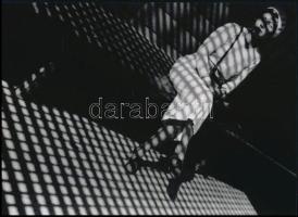 cca 1926 Rodcsenko, Alexandr Mihajlovics (1891-1956) szovjet - orosz avantgárd művész felvétele, 1 db modern nagyítás, jelzés nélkül, 21x15 cm