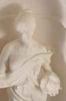 Veres Gábor (1955-) Ősz. 1986, formált keménygipsz / kőanyag, fa tartóban, jelzett, Képcsarnok címké...