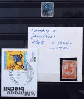 16 lapos ALPHA közepes berakó, benne külföldi bélyegek, FDC-k, CM-ek