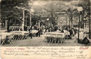 1905 Budapest XIV. Városliget, Wampetics F. vendéglője, étterem kerthelyisége pincérekkel (kopott sarkak / worn corners)