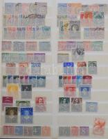 Hagyaték: postatiszta magyar bélyegek a 60-as évektől, egyes időszakok több / sok példányban + magya...