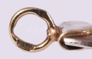 Fehér- és sárga arany (Au) karlánc. Jelzett, 1998 utáni fémjel, 14 karátos arany, h: 16 cm, nettó 5,...