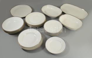 Hüttl Tivadar királyi szállítói címkével ellátott Epiag 22 részes szervírozó készlet, jelzett, 1 lepattanással, kopással.