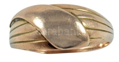 Karikagyűrű, sárga arany, 14K, jelzés nélkül, nettó 3,71 g, m: 57