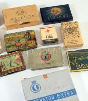 Régi pipadohányok, cigaretta, cigis dobozok, cipős dobozban
