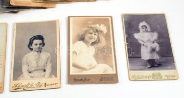 30 db klf vizitkártya fotó