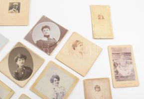 12 db mini vizitkártya