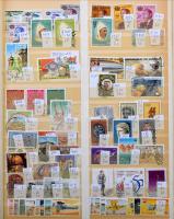 Vegyes külföldi képes bélyegek a világból, benne Ausztria, Indonézia, Mexikó, Ruanda, többi Dél-amer...