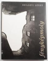 Szilágyi Lenke: Fényképmoly. Bp., 2004, Ernst Múzeum. Gazdag képanyaggal illusztrált. Kiadói kartonált papírkötés, kiadói papír védőborítóban.