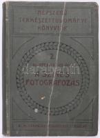 Steiner Szilárd: A színes fotográfozás. Népszerű Természettudományi Könyvtár 2. Bp., 1913, K. M. Természettudományi Társulat. 265p. Gottermayer-kötésben. Kiadói egészvászon kötés, viseltes állapotban.