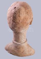 Jelzés nélkül: Kontyos asszony büszt, Terrakotta, 38 cm