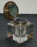 Üveg tintatartó fém fedővel 5x7cm/ink-well