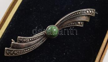 Antik ezüst (Ag) bross markazittal és zöld kővel br 4 g antik kereskedői dobozzal