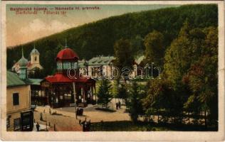 1924 Bártfa, Bártfafürdő, Bardejovské Kúpele, Bardiov, Bardejov; Főforrás tér és római katolikus templom, Eschwig üzlete. Eschwig és Hajts kiadása, Hajts Kornél felvétele / spa, Catholic church, shop (kis szakadás / small tear)