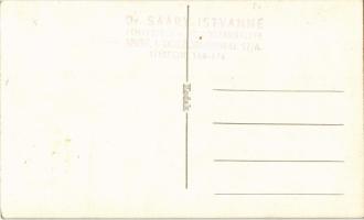 Magyar katonatiszt kitüntetésekkel: II. osztályú Károly Vitézségi Érem, Károly-csapatkereszt, Sebesü...