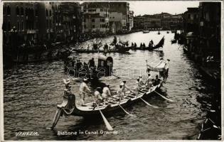 1934 Venezia, Venice; Bissone in Canal Grande / gondola, canal
