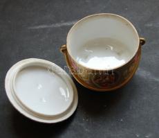 Barbieri jelzésű kézzel festett virágos porcelán szelence s: Goiv. Francesco / Handpainted signed ch...