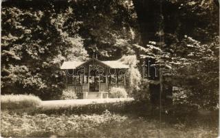 Zirc, pavilon az erdőben. photo (EK)