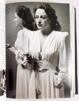 1001 Film. Amit látnod kell mielőtt meghalsz. Főszerk.: Steven Jay Schneider. Bp., 2007, Gabo. Kiadó...