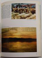 Martin Briat et alii: Liebenswerte Auvergne. Rennes,1991,Ouest-France. Német nyelven. Gazdag képanya...