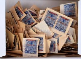 Néhány száz Szombathely városi okmánybélyeg kivágásokon