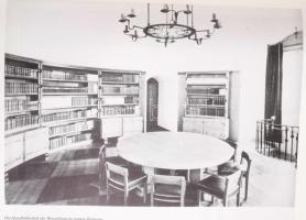 Stuart Russell - Jost W. Schneider: Heinrich Himmlers Burg. Das weltanschauliche Zentrum der SS. Bil...