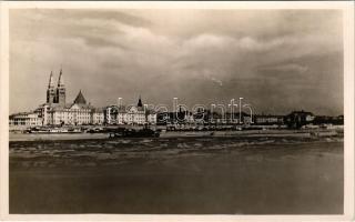 1930 Szeged, Fogadalmi templom, egyetemi épületek, Tisza part, gőzhajó. Magyar Rotophot r. t.