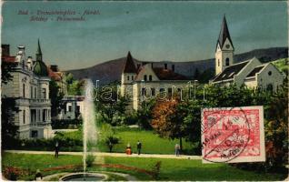 1919 Trencsénteplic, Trencianske Teplice; Sétány, templom, szökőkút / promenade, church, fountain - képeslapfüzetből / from postcard booklet (kopott sarkak / worn corners)