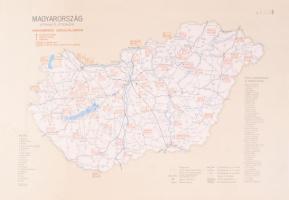 Magyarország állami közúthálózata. 4 db 4 szelvényes nagy méretű térkép: Egészvászon csatos mappában...