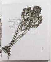 Czirádás kulcstartók. Tandem Grafikai Stúdió Anno sorozata. Bp., én., Tandem Grafikai Stúdió. Gazdag...