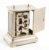 cca 1890-1910 Junghans asztali óra, jelzett, fogója hiányzik, m: 16 cm