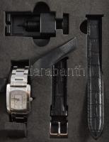 Női kvarc karóra, fém szíjjal, csereszíjjal, 3x2,5cm, díszdobozban