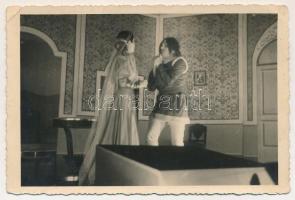 Marosvásárhely, Targu Mures; Színházi jelenet, belső. Körtesi Károly fényképész felvétele / theatre scene, interior. photo (EB)