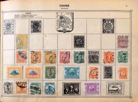 Maury egyszerűsített világalbum, benne több ezer különböző bélyeg, változó intenzitású országgyűjtemények, rengeteg ritkán látható bélyeg, érdekességek.