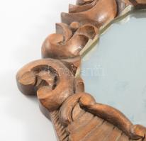 Faragott fa keretes tükör, 25x20 cm