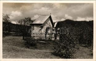 Nagyberezna, Velykyi Bereznyi, Velky Berezny; Kápolna a Javorník-hegy oldalában. Dr. Peitler Gyula felvétele, a Magyar Turista Egyesület kiadása / chapel (fl)