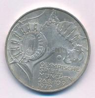 Német Szövetségi Köztársaság 1972J 10M Ag "Müncheni Olimpia - Stadion" T:AU patina Federal Republic of Germany 1972J 10 Mark Ag "Münich Olympics - Stadium" C:AU patina Krause KM#133